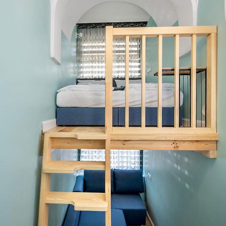 Jess Inn Hostel Rondo Charles De Gaulle وارسو المظهر الخارجي الصورة
